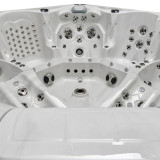 Spa 5 places California MAX  avec pompe a chaleur
